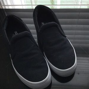 Adidas slip on sneakers 8.5